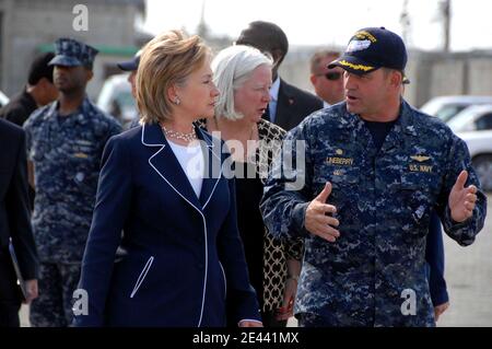 Navy Capt Robert G Lineberry Jr Commodore Of Usns Comfort And Tactical Commander Of Continuing Promise 09 Gives U S Secretary Of State Hillary Clinton A Tour Through A Medical Site In The