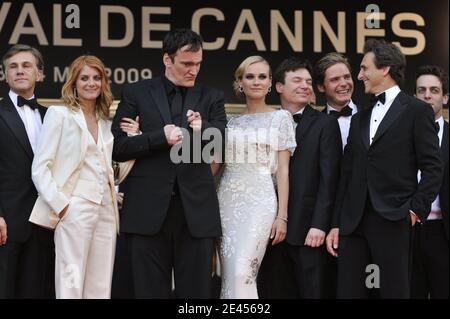 Melanie Laurent, Quentin Tarantino, Diane Kruger, Mike Myers,Daniel Bruhl arriving for the screening of 'Inglourious Basterds' during the 62nd Cannes Film Festival at the Palais des Festivals in Cannes, France on May 20, 2009. Photo by Nebinger-Orban/ABACAPRESS.COM Stock Photo