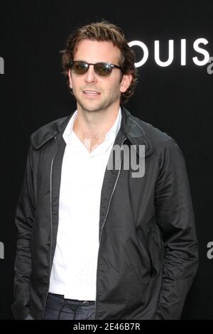 US actor Bradley Cooper with Louis Vuitton fashion designer Marc Jacobs  during Louis Vuitton the men's 2009-2010 spring-summer ready to wear  (French PAP) collection show held at 'Le 104 Centquatre' in Paris