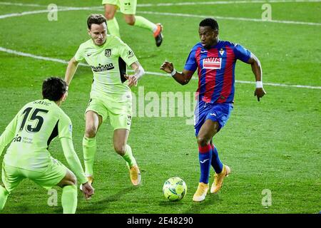 Papakouli Diop of SD Eibar and Saul Niguez of Atletico de Madrid during the Spanish championship La Liga football match betw / LM Stock Photo