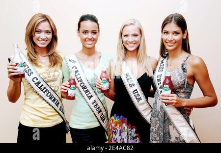 Miss Universe Dayana Mendoza ,Miss USA Kristen Dalton, Miss California Tami Farrell and Miss California Teen Chelsea Gilligan pose at Sledge USA headquarter in Los Angeles, CA, USA on July 2 2009. Photo by Olivier Douliery/ABACAPRESS.COM Stock Photo