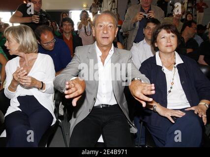 French Socialist mamber Elisabeth Guigou, Paris Mayor Bertrand Delanoe and French socialist first secretary Martine Aubry attend the third day of the party's summer university in La Rochelle, Western France, on August 30, 2009. Photo by Patrick Bernard/ABACAPRESS.COM Stock Photo