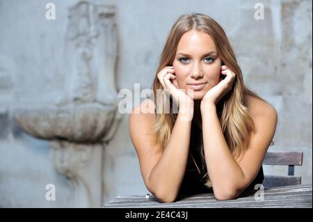 EXCLUSIVE. Swedish singer Agnes Carlsson poses in the gardens of the Swedish culturel center in Paris, France on September 2009 while on promotion in French capitale for her album 'Dance Love Pop'. Photo by Thierry Orban/ABACAPRESS.COM Stock Photo