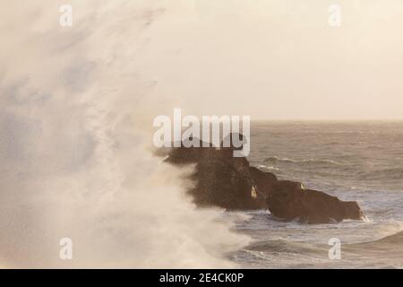 Waves and storm on the Quiberon Brittany peninsula Stock Photo - Alamy