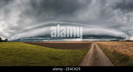Thunderstorm cell approaching, Allgäu, over Buchloe, Panorama Stock Photo