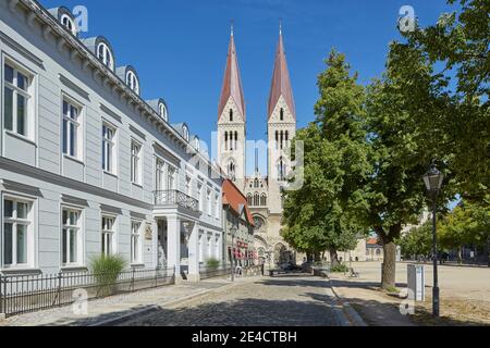 Germany, Saxony-Anhalt, Halberstadt, Cathedral of St. Stephanus and St. Sixtus, Gothic, High Gothic, Late Gothic, French cathedral scheme Stock Photo