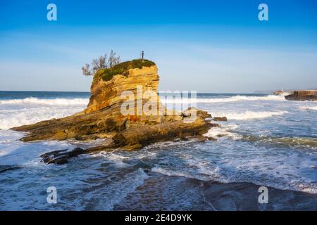 El Camello Beach & Mouro Island. Santander, Cantabrian Sea, Cantabria, Northern Spain, Europe Stock Photo