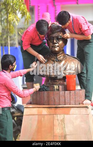 The school students of Netaji Subhas Vidyaniketan washed and cleaned the statue of Netaji Subhash on the eve of the birth anniversary of Indian nationalist, Netaji Subhas Chandra Bose. Netaji Subash Chandra Bose's birthday on January 23rd will be celebrated as Parakarm Diwas. Bose was a prominent Indian nationalist leader who attempted to gain India's independence from British rule by force during the waning years of World War II. Agartala, Tripura, India.