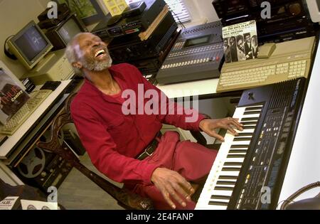 RUURLO, THE NETHERLANDS - 18 OKT, 2002: Arthur Conley was an American soul singer, best known for the 1967 hit 'Sweet Soul Music'.  Conley here in his Stock Photo