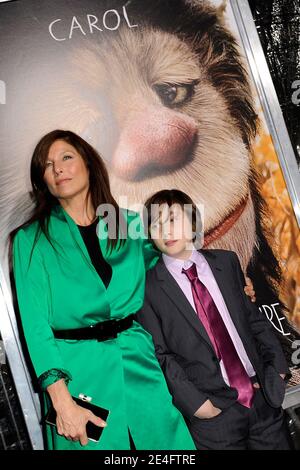 Max Records and Catherine Keener arriving for the NYC premiere of 'Where the Wild Things Are', at Alice Tully Hall, Lincoln Center in New York City, NY, USA on October 13, 2009. Photo by Mehdi Taamallah/ABACAPRESS.COM Stock Photo