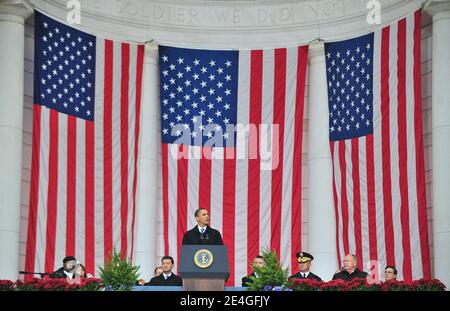 US President Barack Obama delivers remarks at a Veterans Day ceremony at Arlington National Cemetery, in Arlington, Virginia, USA on Veterans Day, on November 11, 2009. Photo by Kevin Dietsch/ABACAPRESS.COM Stock Photo