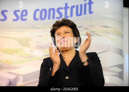 Roselyne Bachelot, ministre de la sante et des sports lors du lancement de la construction d'un nouvel hopital a Orleans, France le 27 Novembre, 2009. Photo Philippe Montigny/Filimages/ABACAPRESS.COM Stock Photo