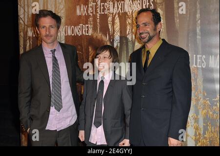 (L-R) Director Spike Jonze, cast member Max Records and producer Vincent Landay arriving for the premiere of Jonze's movie 'Max et les Maximonstres' (Where the Wild Things Are) at the Gaumont Marignan Champs Elysees theater in Paris, France on December 1, 2009. Photo by Giancarlo Gorassini/ABACAPRESS.COM Stock Photo