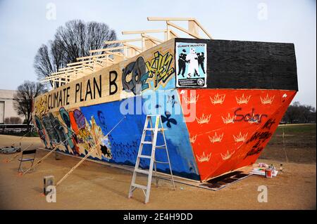 A wooden ark buillt by environmental activists stands to call attention to climate change and the summit in Copenhagen, on the National Mall in Washington, DC, on December 14, 2009. Photo by Olivier Douliery /ABACAPRESS.COM Stock Photo