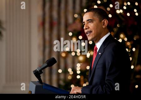 US President Barack Obama makes remarks at the White House after the Senate passed its version of health insurance reform legislation in Washington DC, USA, on December 24, 2009. Photo by Brendan Hoffman/ABACAPRESS.COM Stock Photo