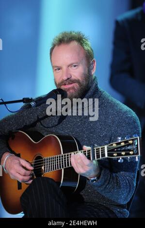 Sting lors de l'enregistrement de l'emission Vivement Dimanche a Paris, France, le 10 novembre 2009. Photo Max Colin/ABACAPRESS.COM Stock Photo