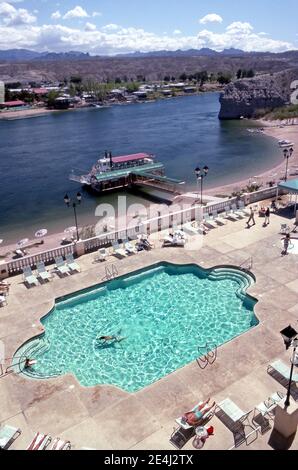 Hotel swimming pool along river in Laughlin, Nevada Stock Photo