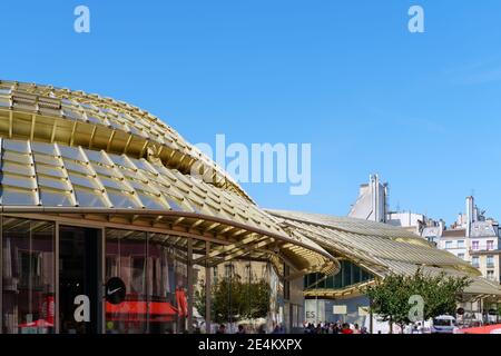 Exterior view of the new canopy at Forum des Halles - Paris, France Stock Photo