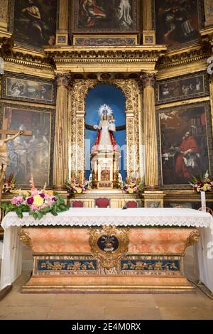 detail of baroque style altar, from seventeenth century, indoor of church parish of Our Lady of the Mantle, from sixteenth century, in Riaza, Segovia, Stock Photo
