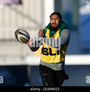 Galway Sportsgrounds, Galway, Connacht, Ireland. 24th Jan, 2021. Guinness Pro 14 Rugby, Connacht versus Ospreys; Bundee Aki in the warm up for Connacht Credit: Action Plus Sports/Alamy Live News Stock Photo