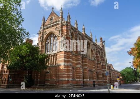 Parks Road view of Keble College Chapel, designed by William Butterfield (completed 1876), Keble College, University of Oxford, Oxfordshire, UK. Stock Photo