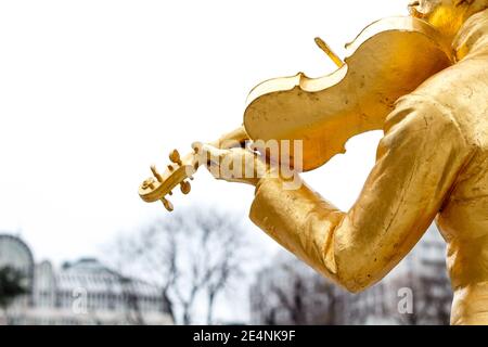 Famous statue of Johann Strauss at Stadtpark in Vienna, Austria. Stock Photo