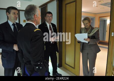 EXCLUSIVE - French Interior Minister Michele Alliot-Marie reviews notes at her hotel suite door, in Riyadh, Saudi Arabia on February 25, 2008, as she is on a 2-day visit to the kingdom of Saudi Arabia. Photo by Ammar Abd Rabbo/ABACAPRESS.COM Stock Photo