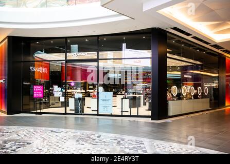 Santa Clara, CA, USA - January 14, 2021: MAC fashion luxury designer cosmetics and fragrance store. Canadian cosmetics manufacturer. Stock Photo