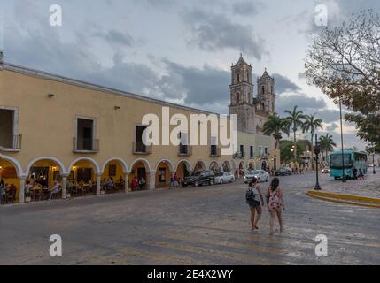 Unidentified people in front of the Church of San Servacio Saint Servatius in Valladolid, Yucatan, Mexico Stock Photo