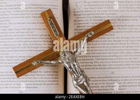 22 JANUARY 21 New York US 2021: The resurrection and rapture of Jesus on way to God through prayer Holy Bible on the background of the Christian cross the hope of mankind for salvation Stock Photo