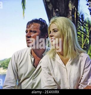 THE NIGHT OF THE IGUANA 1964 MGM film with Sue Lyon and Richard Burton Stock Photo