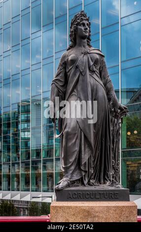 Holborn Viaduct statues by Henry Bursill A bridge was built in 1863 ...