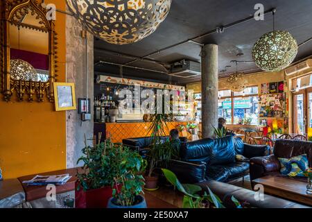 Jonestown Coffee Shop interior. Jonestown Cafe at 215 Bethnal Green Rd, East London. Offbeat hipster Coffee bar near Brick Lane London. Stock Photo