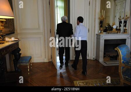 French President Nicolas Sarkozy meets Former Socialist Prime Minister Lionel Jospin at Elysee Palace in Paris, France, on April 18, 2008. Photo by Elodie Gregoire/ABACAPRESS.COM Stock Photo