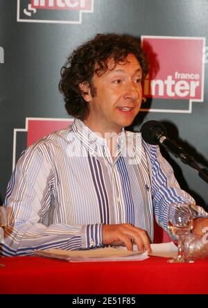 EXCLUSIVE. Presenter Stephane Bern as he interviews actor Jean-Pierre Darroussin during France Inter's broadcast 'Le Fou du Roi' during the 61st Cannes Film Festival in Cannes, France on May 16, 2008. Photo by Denis Guignebourg/ABACAPRESS.COM Stock Photo