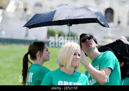 Actress Jenny McCarthy actor Jim Carrey and Carrey's daughter Jane take part in the Green Our Vaccines march June 4, 2008 on the National Mall in Washington, DC. The march and rally was organized by advocacy groups aiming to eliminate toxins from children's vaccines. Photo by Olivier Douliery /ABACAPRESS.COM Stock Photo