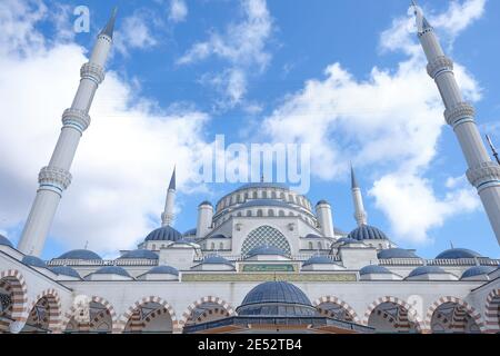 Grand Camlica Mosque (Turkish: Çamlıca Camii) is a mosque in Istanbul and the largest mosque in Turkey. This mosque  can accommodate 63,000 worshipper Stock Photo