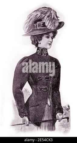 ladies Fashion 1908, long and elegant lines with corset to achieve a  narrow-waisted figure with full chest, completed with broad hats and Gibson girl hairstyle Stock Photo