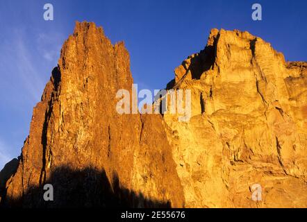 Smith Rocks outcrop, Smith Rock State Park, Oregon Stock Photo