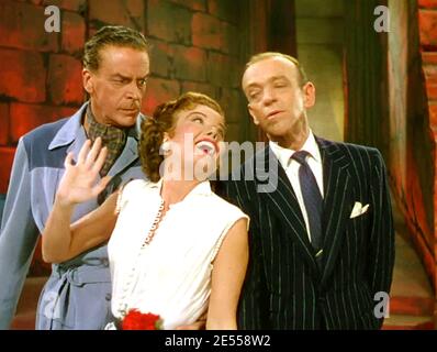 THE BAND WAGON 1953 MGM film musical with from left: Jack Buchanan, Nanette Fabray, Fred Astaire Stock Photo