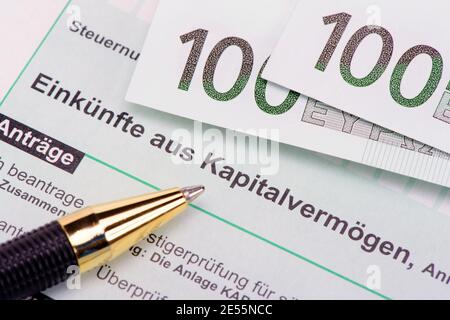 Formular für Kapitalsteuer beim Finanzamt Stock Photo