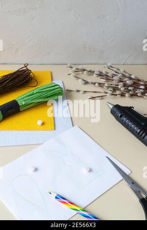 How to make an Easter garland of rabbits and carrots with your own hands from felt. Step by step instruction. Step 2. Drawing. Stock Photo