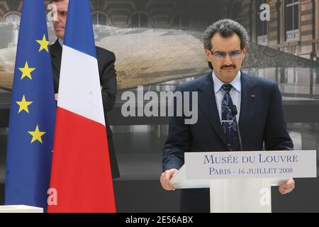 Saudi Arabian Prince Alwaleed bin Talal Bin Abdul aziz Al Saud delivers a speech at Louvre museum's in Paris, France, on July 16, 2008 during the ceremony marking the launch of the works. Photo by Pierre Villard/Pool/ABACAPRESS.COM Stock Photo