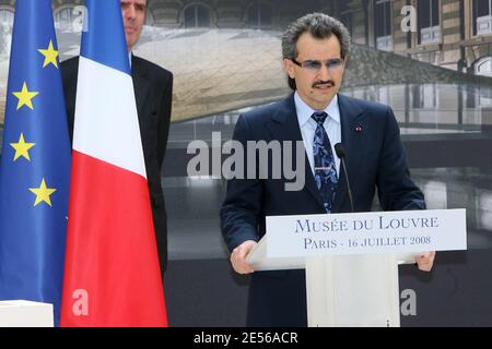 Saudi Arabian Prince Alwaleed bin Talal Bin Abdul aziz Al Saud delivers a speech at Louvre museum's in Paris, France, on July 16, 2008 during the ceremony marking the launch of the works. Photo by Pierre Villard/Pool/ABACAPRESS.COM Stock Photo