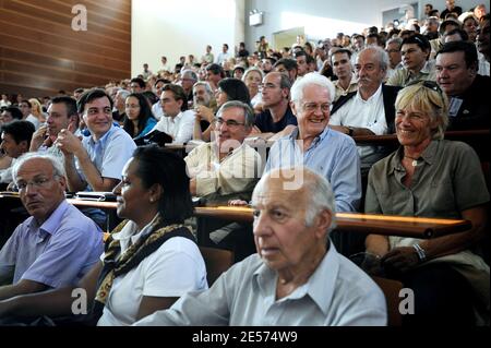 Former Socialist Prime Minister Lionel Jospin during the vote of 'motion de censure' at the party's summer university in La Rochelle, Western France, on August 28, 2008. Photo by Elodie Gregoire/ABACAPRESS.COM Stock Photo