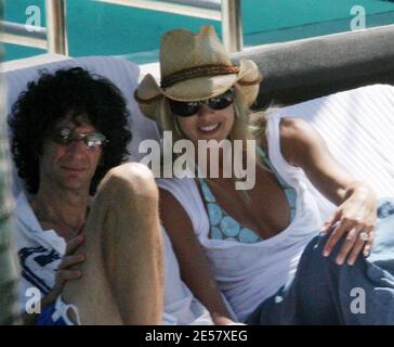 Exclusive!! Newly engaged Howard Stern and fiancee Beth Ostrosky relax at a Miami Beach hotel, 2/23/07.    [[tag mab]] Stock Photo