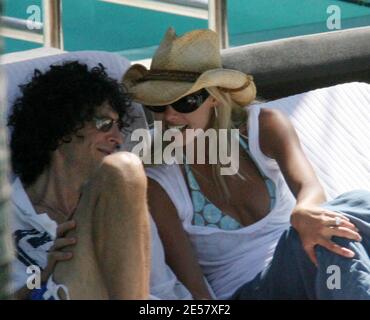 Exclusive!! Newly engaged Howard Stern and fiancee Beth Ostrosky relax at a Miami Beach hotel, 2/23/07.    [[tag mab]] Stock Photo