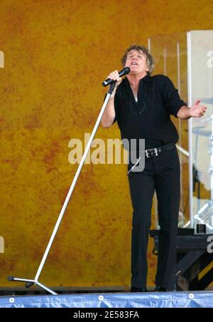 Rod Stewart Rocker Veteran rocker Rod Stewart performs at the New Orleans Jazz Fest. 4/28 ...