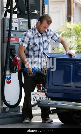 Exclusive!! Actor and son of James Caan, Scott Caan fills up his vintage 50's truck on Mother's Day at a gas station on Sunset Blvd. Los Angeles, Calif. 5/14/07.   [[tag]] Stock Photo