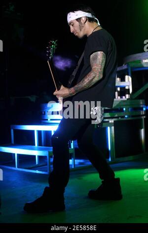 Sully Erna of Godsmack performs in concert at the Pompano Beach Amphitheater. Pompano Beach, Fla. 5/12/07.  [[FAM]] Stock Photo